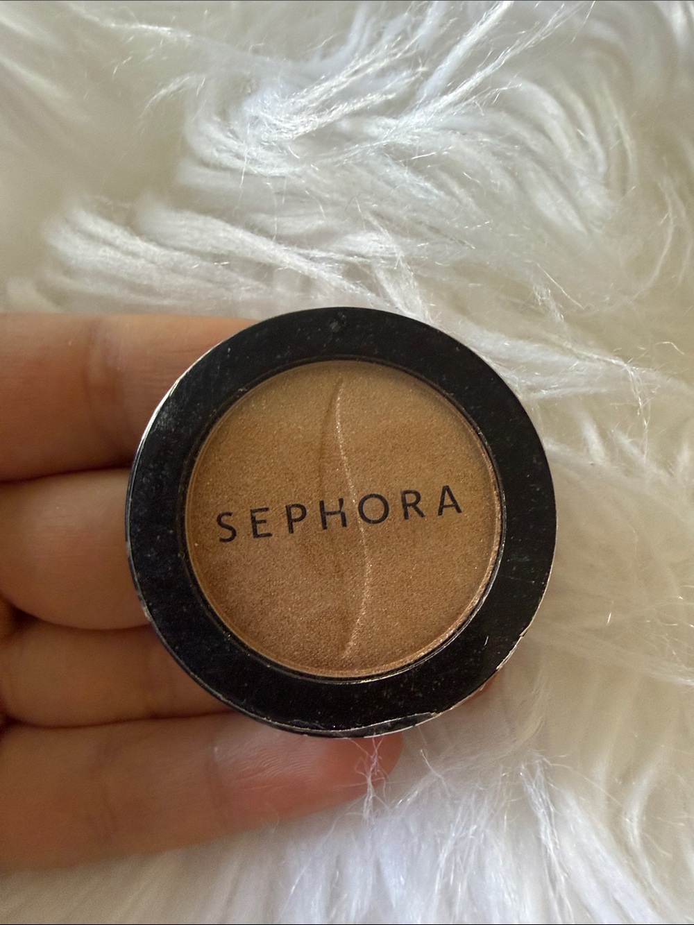 Sephora eye shadow in color good fortune cookie